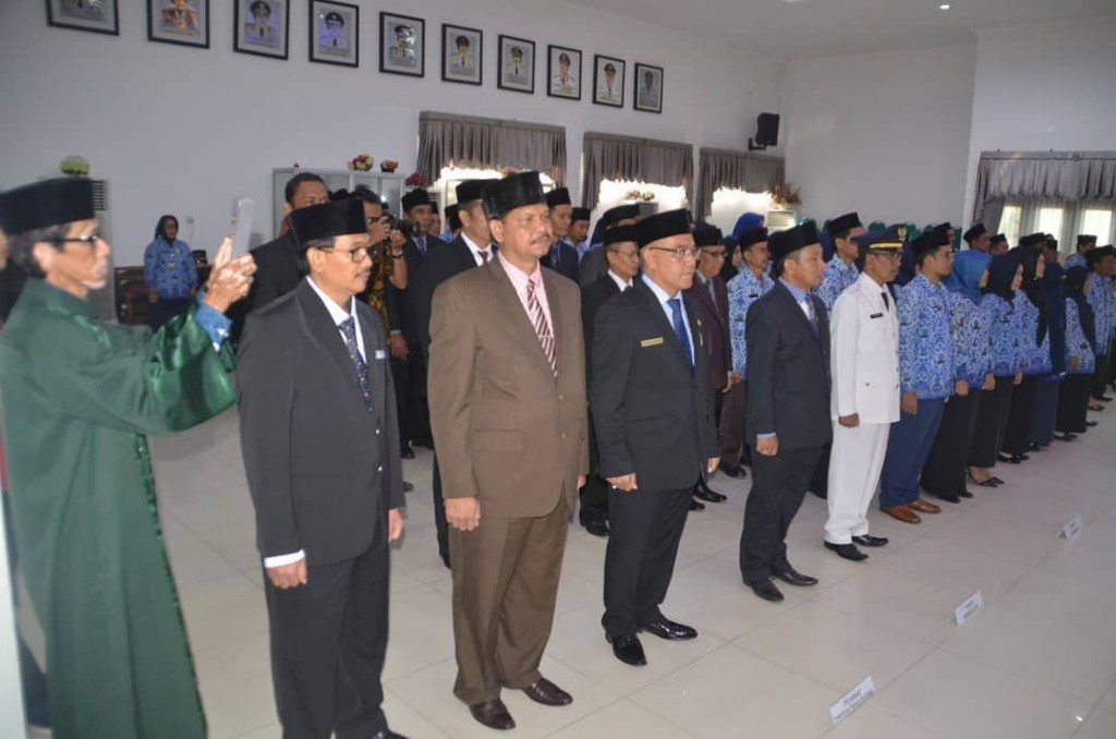 Walikota Samarinda Lantik Kepala Badan Litbang Kota Samarinda